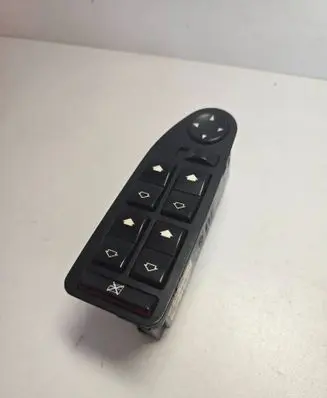 BMW 7 E38 Electric window control switch 8368966