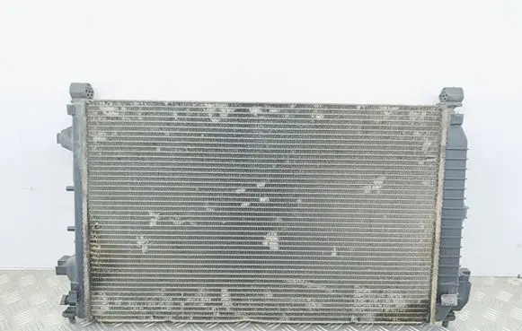 Opel Signum Coolant radiator 13156387