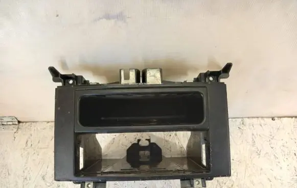 Mercedes-Benz Sprinter W906 Radio/GPS head unit trim A9066890531