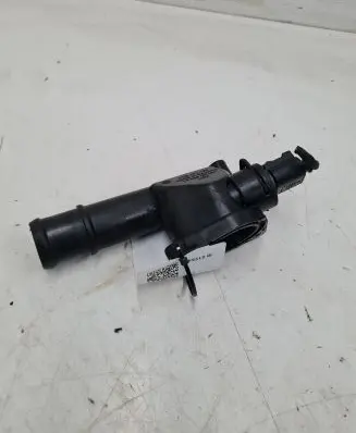 Volkswagen PASSAT B6 Engine coolant pipe/hose 03G121132