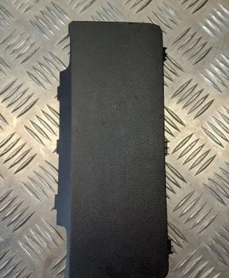 Volkswagen Polo V 6R Fuse box cover 6R0857506A