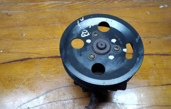 Rover 75 Power steering pump QVB101411 PQR100940