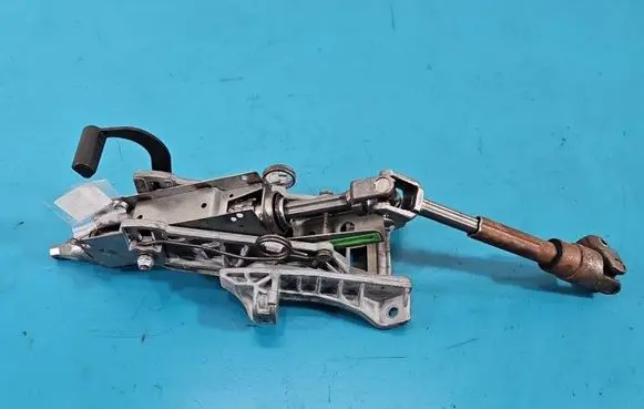 Ford Kuga I Steering wheel axle 8V413C529CC IMPRK1562498