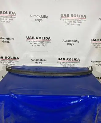 Front bumper splitter molding
