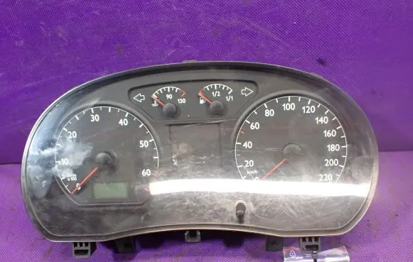 Volkswagen Polo Speedometer (instrument cluster) 6Q0920800PX