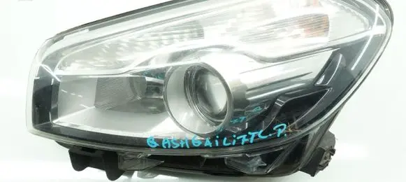 Nissan Qashqai Headlight/headlamp