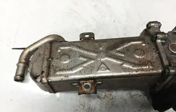 Skoda Octavia Mk2 (1Z) EGR valve cooler 03l131512dq