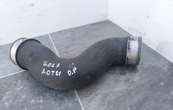 Volkswagen Golf V Intercooler hose/pipe