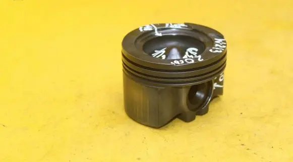 Mercedes-Benz C W205 Piston 654.920