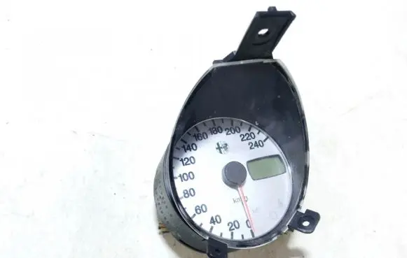 Alfa Romeo 156 Speedometer (instrument cluster) 60664230 6160349929