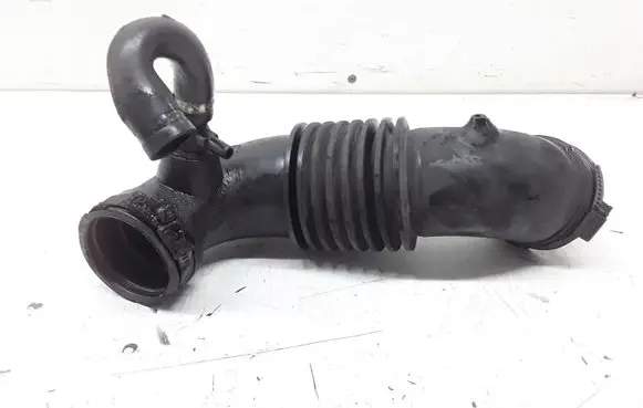 Volvo S70 V70 V70 XC Intercooler hose/pipe 9183897
