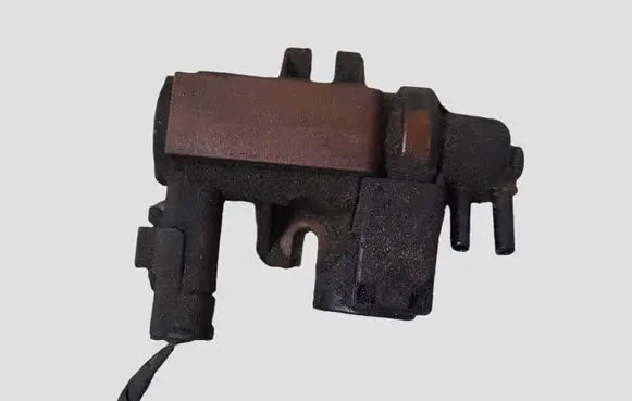Volvo V50 Turbo solenoid valve 6G9Q9E882CA 70177100 13T159