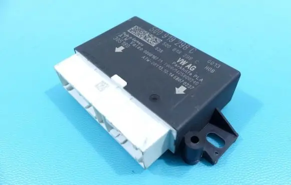 Volkswagen PASSAT B8 Parking PDC control unit/module 5Q0919298C IMPRK1355329