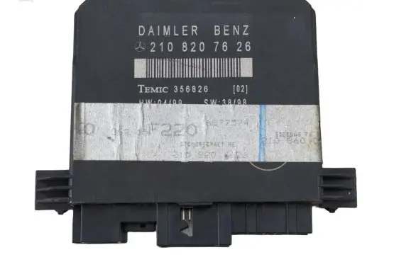 Mercedes-Benz E W210 Door control unit/module 2108207626 356826