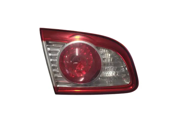 Tailgate rear/tail lights