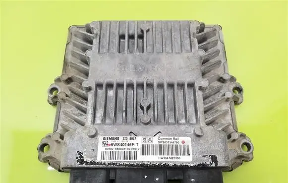 Citroen Berlingo Engine control unit/module SW9657544780