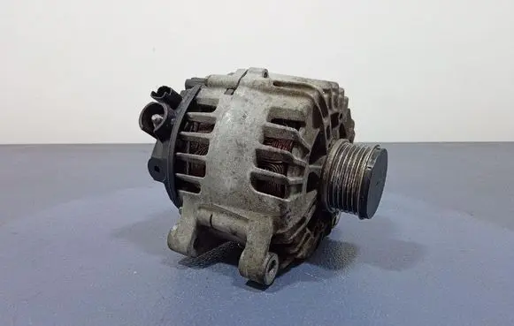 Audi A6 S6 C8 4K Generator/alternator 9665617780