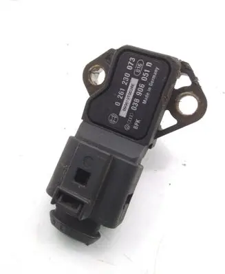 Volkswagen PASSAT B7 Air pressure sensor 0261230073 038906051D