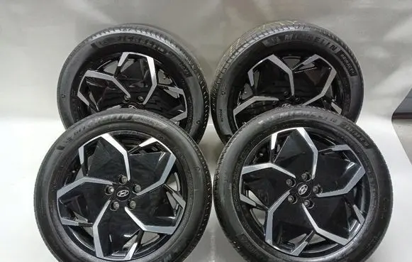 Hyundai Ioniq R19 alloy rim 5G0945207G
