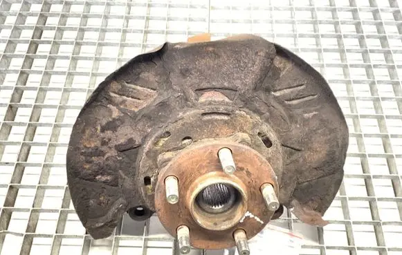 Front wheel hub spindle knuckle