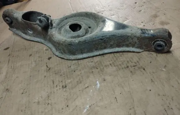 Peugeot 4007 Rear upper control arm/wishbone