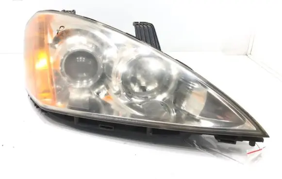 SsangYong Kyron Headlight/headlamp