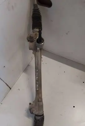 Toyota Yaris Steering rack 8y060491