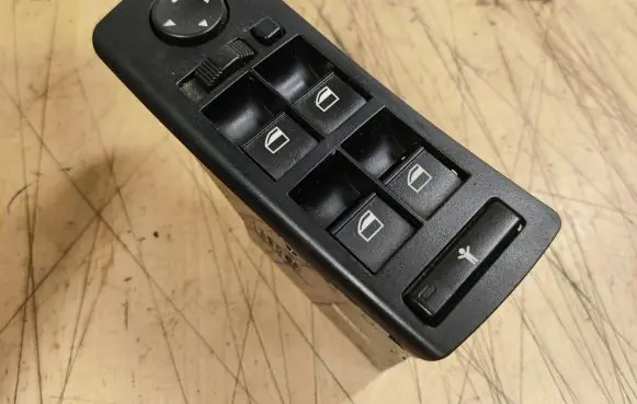 BMW X5 E53 Electric window control switch 6916683