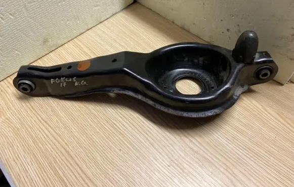 Ford Focus ST Rear upper control arm/wishbone F1F15K652A