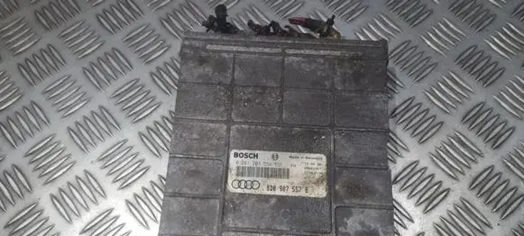 Audi A4 S4 B5 8D Engine control unit/module 8D0907557B 0261203554