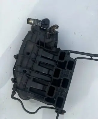 Chrysler Pacifica Intake manifold