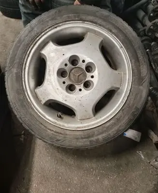 Mercedes-Benz 190 W201 R16 alloy rim Z5475635R