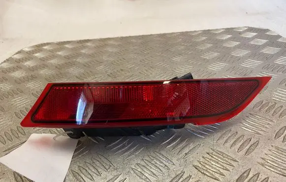 Land Rover Discovery 5 Rear fog light HY3216K273AA