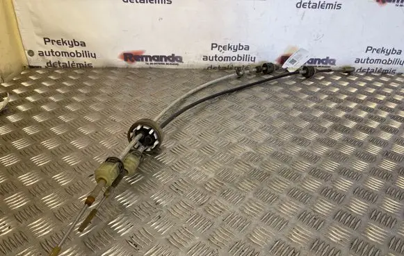 Opel Zafira B Gear shift cable linkage 55351949EY