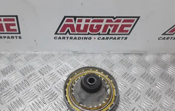 BMW M3 Front upper strut mount 10637110 31302283661