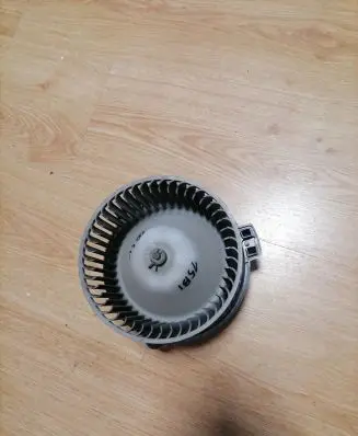 Mitsubishi Galant Heater fan/blower 194000