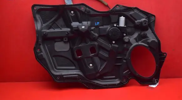 Mazda 3 II Front door window regulator with motor K4057