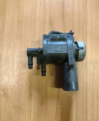 Audi A3 S3 8P Turbo solenoid valve 1K0906283A