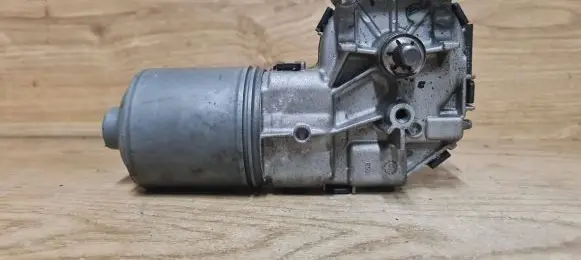 BMW X3 E83 Wiper motor 0390241712