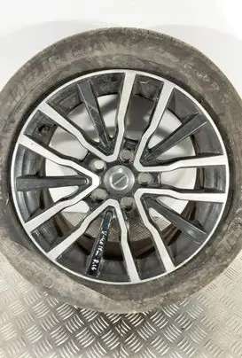 R16 alloy rim