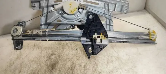 Honda Civic Front door window regulator with motor 85K704051