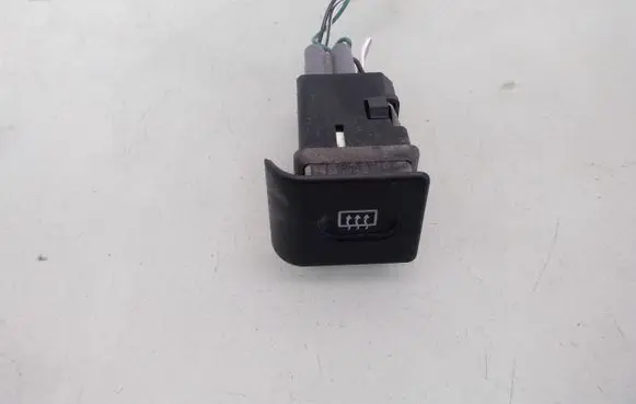 Land Rover Discovery Windscreen/window heater switch