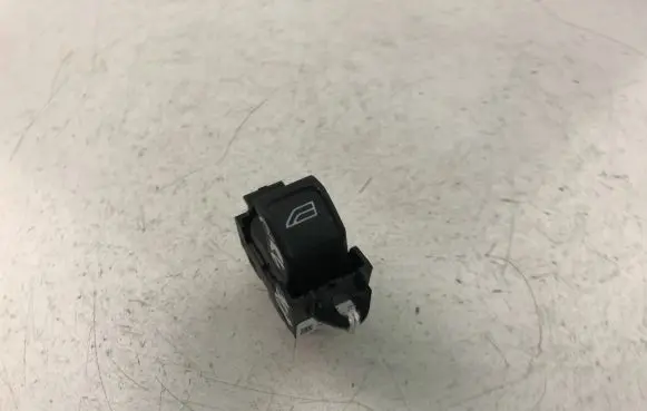 Volvo V70 Electric window control switch 30773273