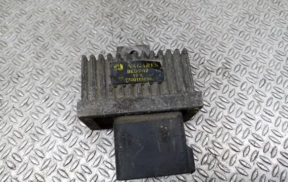 Renault Laguna II Glow plug pre-heat relay 7700115078