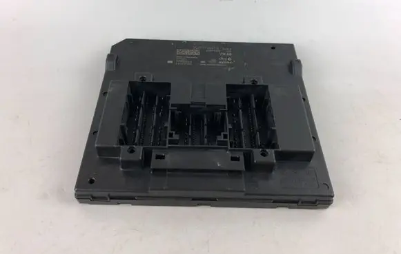 Volkswagen Tiguan Comfort/convenience module 5Q0937084CQ