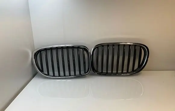 BMW 7 F01 F02 F03 F04 Front grill 7295298 8057089