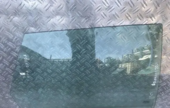 Volvo S40, V40 Rear door window glass