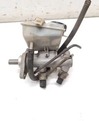 Master brake cylinder