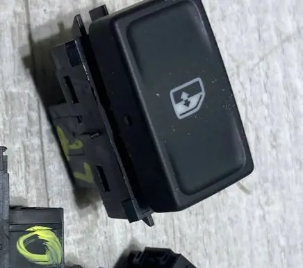 Electric window control switch