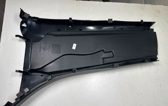 Mercedes-Benz GL X166 (B) pillar trim (bottom) 18567321